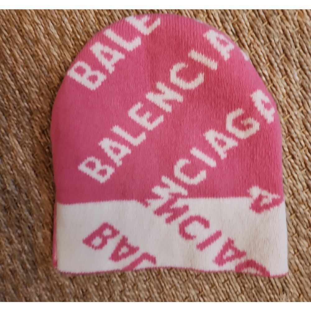 Balenciaga Pink Logo Beanie NWT - Picture 3 of 4